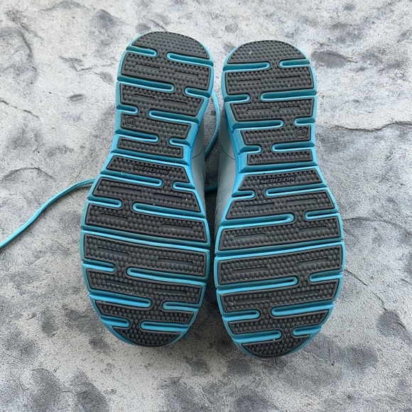 Skechers Extra wide running shoes - Picture 6 of 10